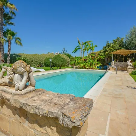 度假居 Gorgeous In 诺托